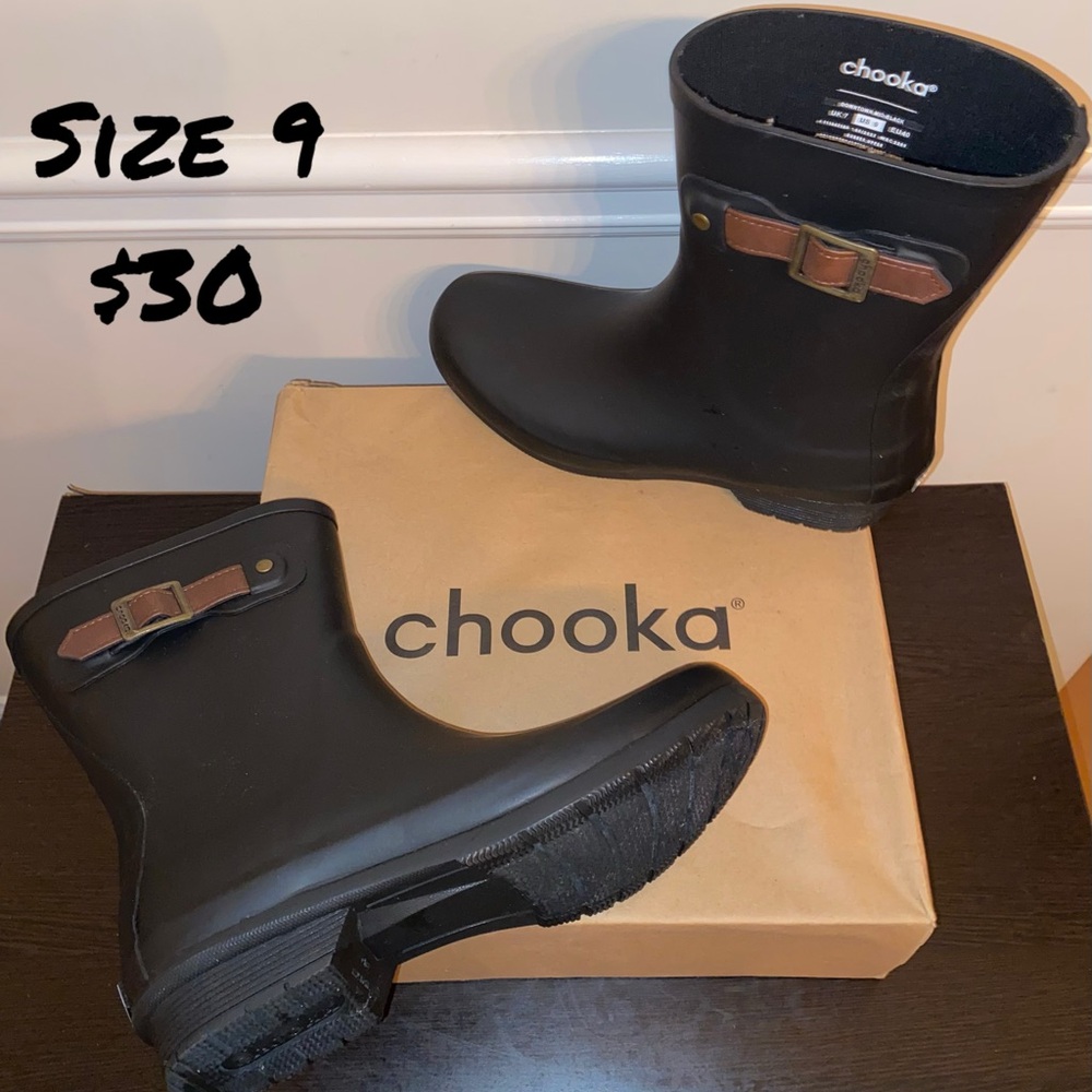 Chooka Black Rain Boots with Brown Strap